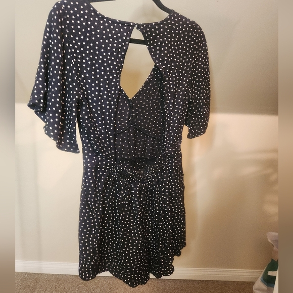 NWT Abercombie & Fitch- Polka Dot Romper - Picture 2 of 3